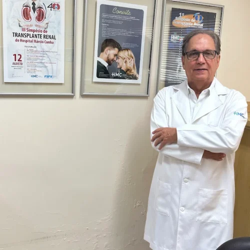 Dr. Carlos Calazans